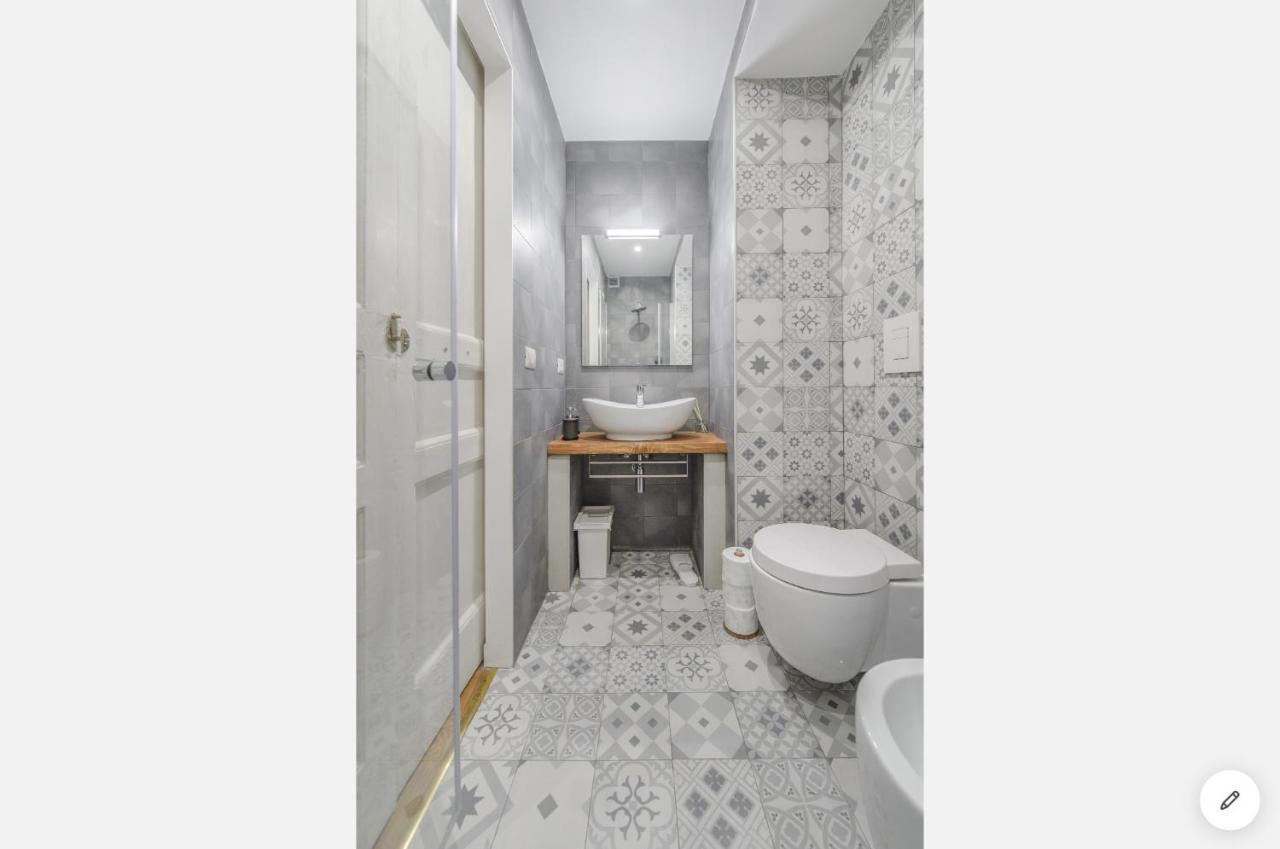 Museum Luxury Suites Napoli Ngoại thất bức ảnh
